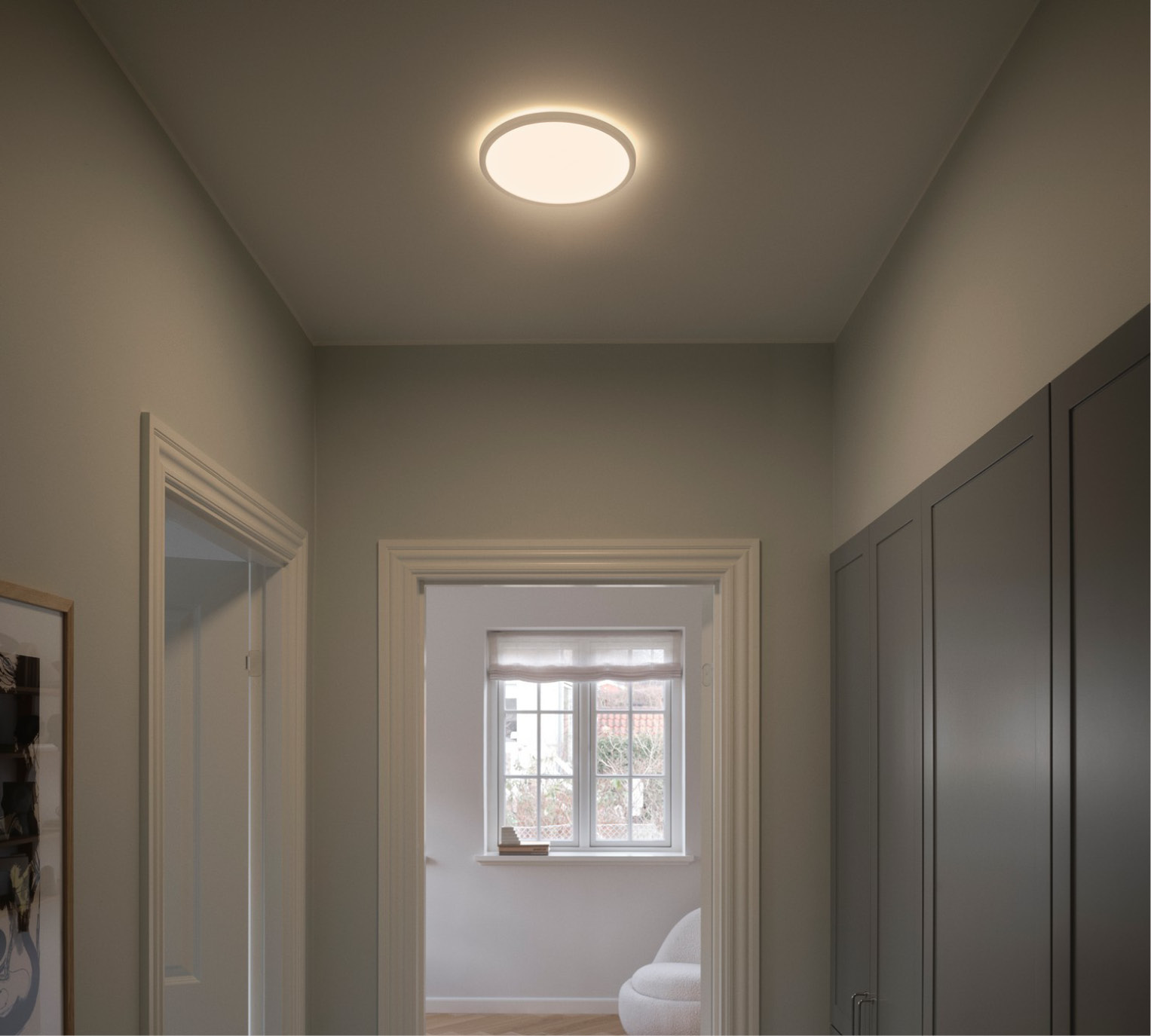 Lighting in the hallway